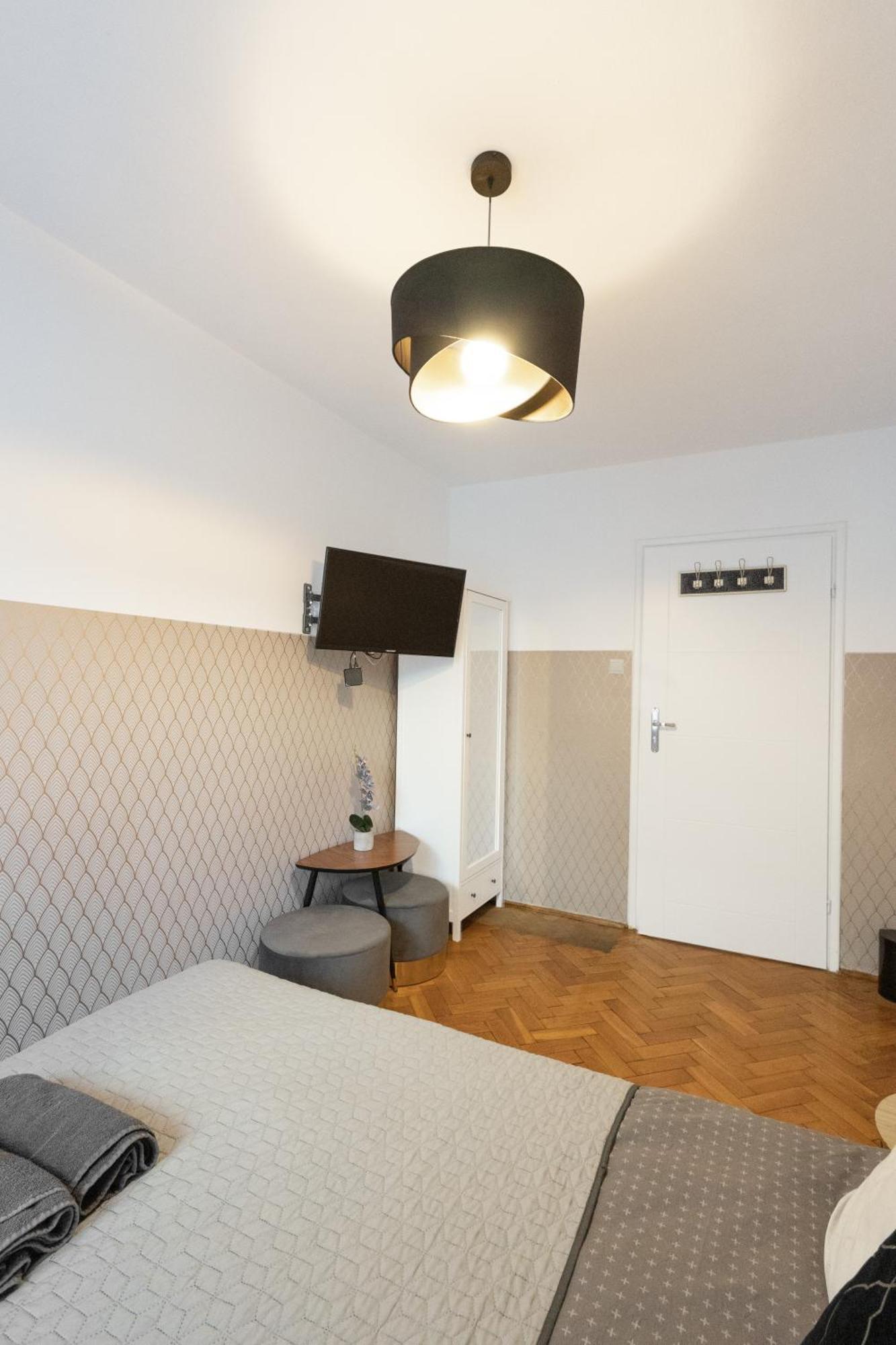 Clicktheflat Zurawia Street Apart Rooms Warszawa Exteriör bild